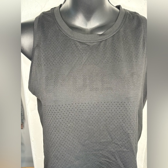 lululemon athletica Tops - Lululemon cropped mesh muscle tank - black small preloved no flaws